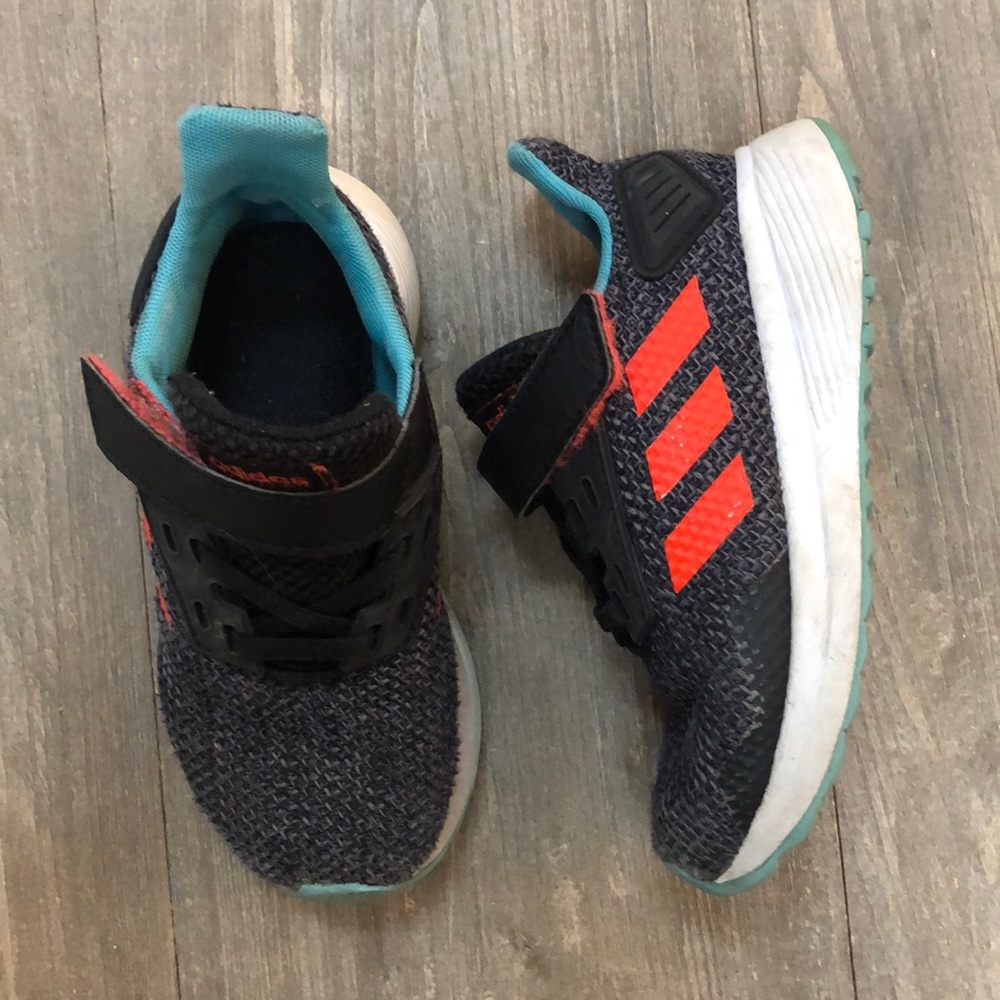 Boys Adidas Sneakers